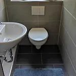شقة Stadtnah Und Zentral In Mit Parkplatz, Aufzug Und Balkon أولدنبورغ
