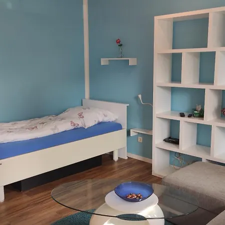 Apartmán Stadtnah Und Zentral In Mit Parkplatz, Aufzug Und Balkon Oldenburg
