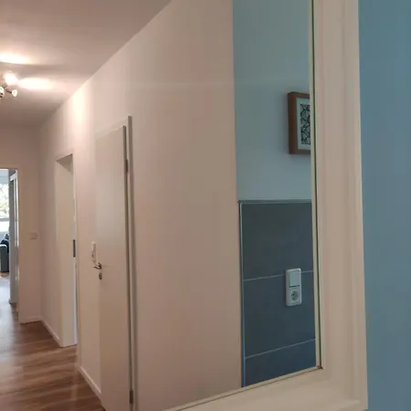 Stadtnah Und Zentral In Mit Parkplatz, Aufzug Und Balkon * Oldenburg