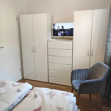 Stadtnah Und Zentral In Mit Parkplatz, Aufzug Und Balkon * Oldenburg