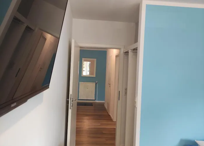 Stadtnah Und Zentral In Mit Parkplatz, Aufzug Und Balkon Apartamento